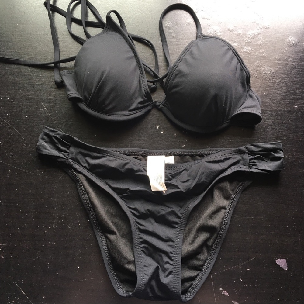 Bikini lab black bikini